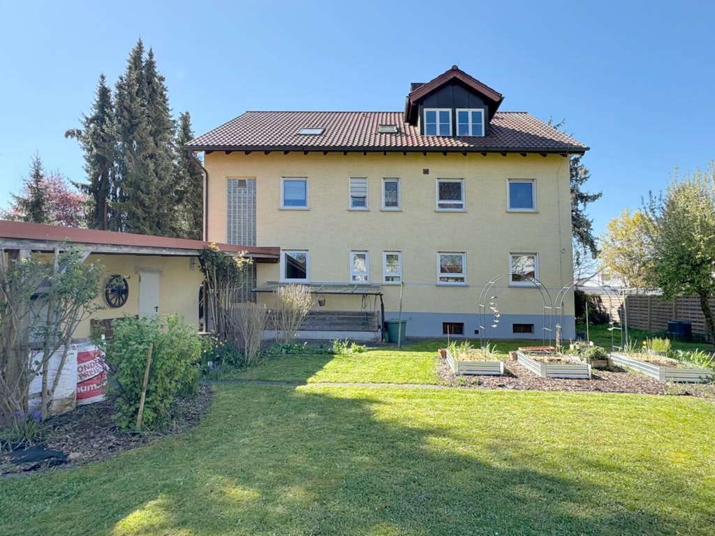 Immobilie in Hirschaid - Stetig renoviertes 3-Familienhaus mit schönem Gartengrundstück in Hirschaid - Bild 3