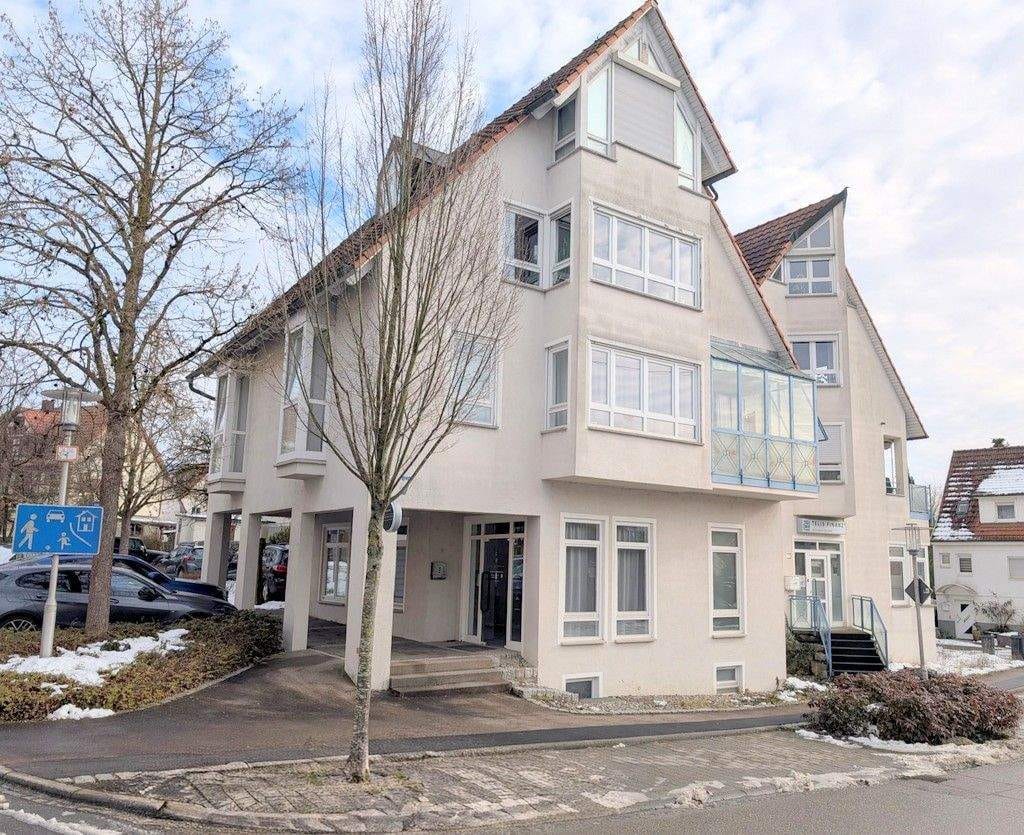Immobilie in Ilsfeld - Lichtdurchflutete Kapitalanlage in zentraler Ortslage / 2 Parkplätze - Bild 1