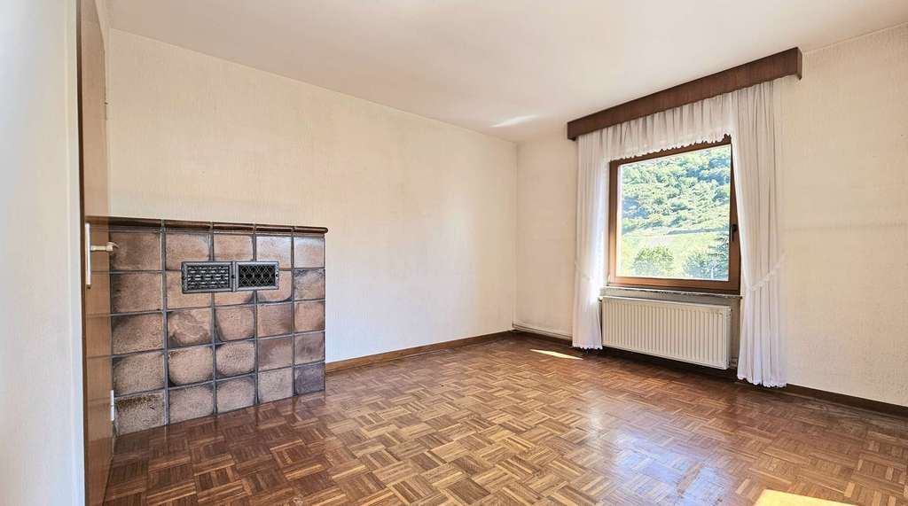 Immobilie in Briedel - Ehemaliges Winzerhaus mit großem Garten und Moselblick in Briedel - Bild 2