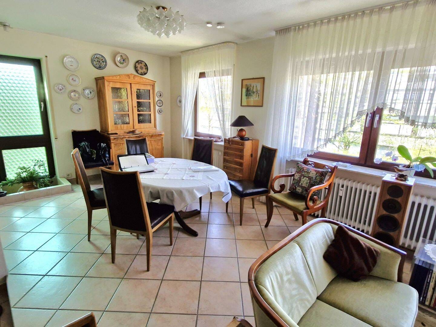 Immobilie in Spardorf - Die Alternative zum Haus! Außergewöhnlich großzügige 4 ½-Zimmer-ETW im beliebten Spardorf - Bild 3
