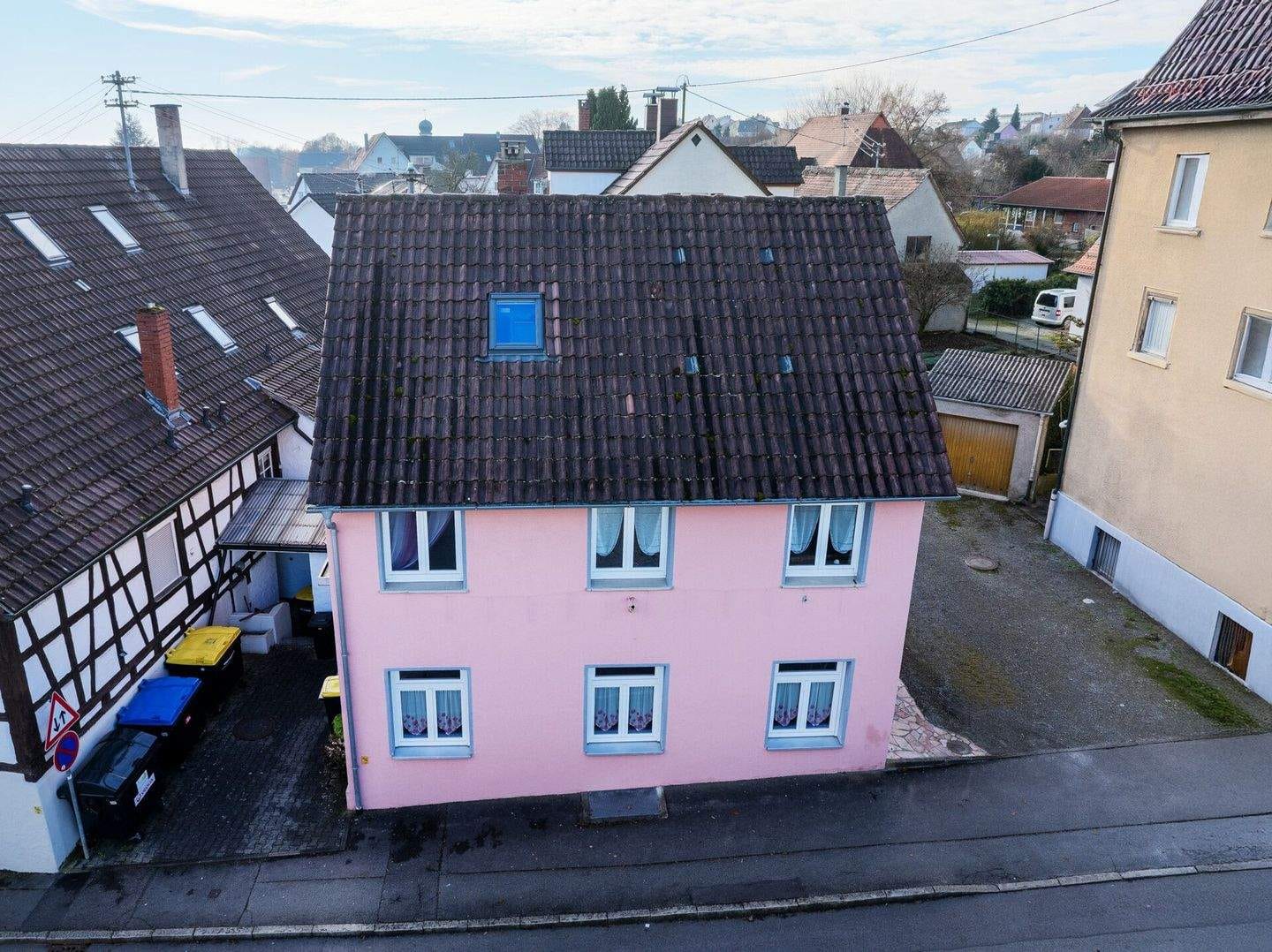Immobilie in Aulendorf - Sofort bezugsfrei! Charmantes Stadthaus mit besonderem Flair in Aulendorf - Bild 2