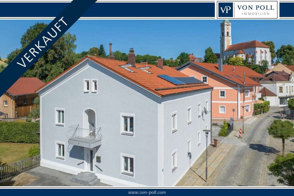 Immobilie in Bad Birnbach - Stadthaus‑Juwel im Kurort Bad Birnbach – großzügig, stilvoll, rundum modernisiert! - Bild 1
