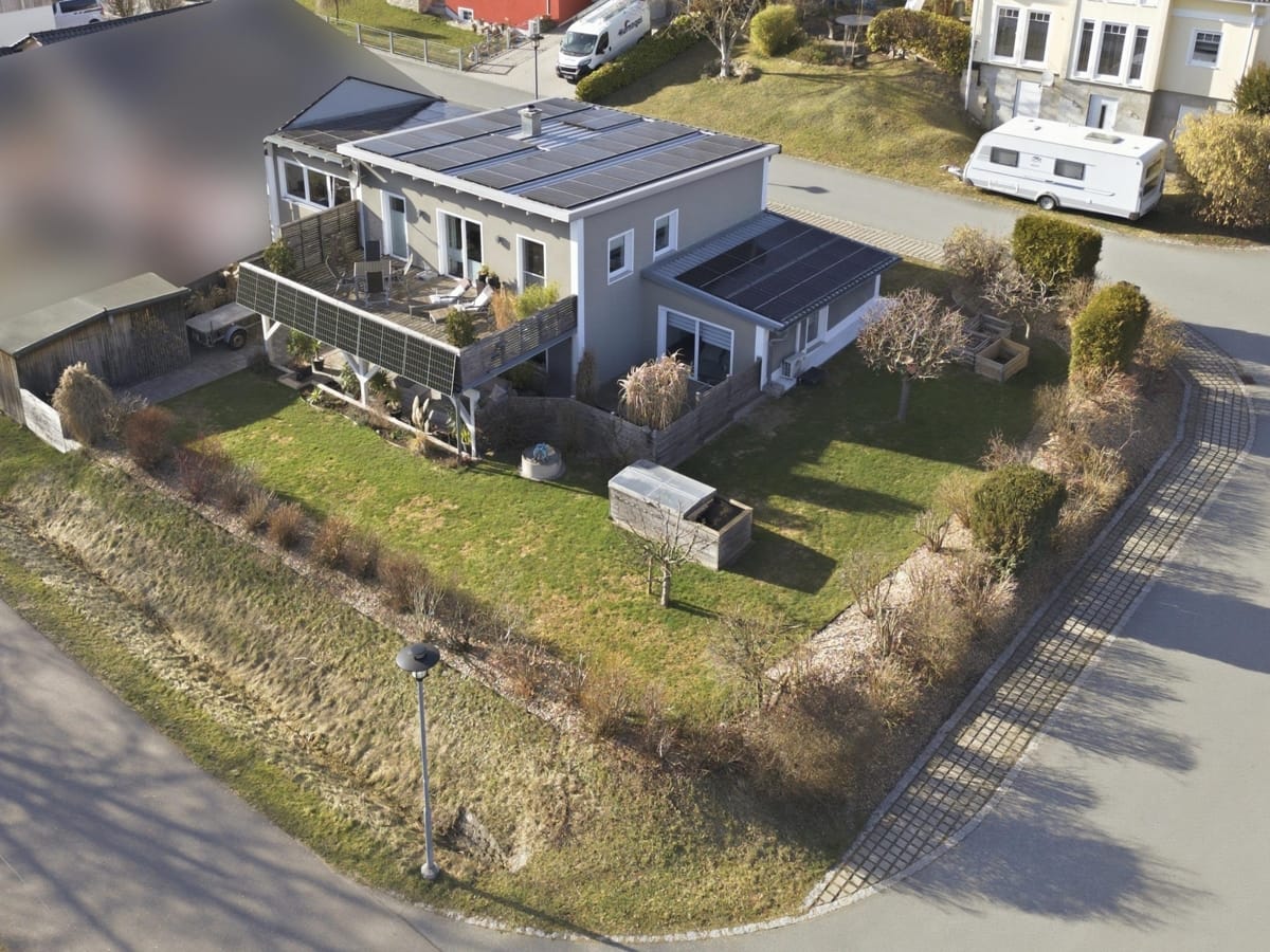 Immobilie in Kohlberg - Zukunftssicher Wohnen: Energiesparhaus in Kohlberg mit unverbaubarer Aussicht in ruhiger Lage - Bild 1