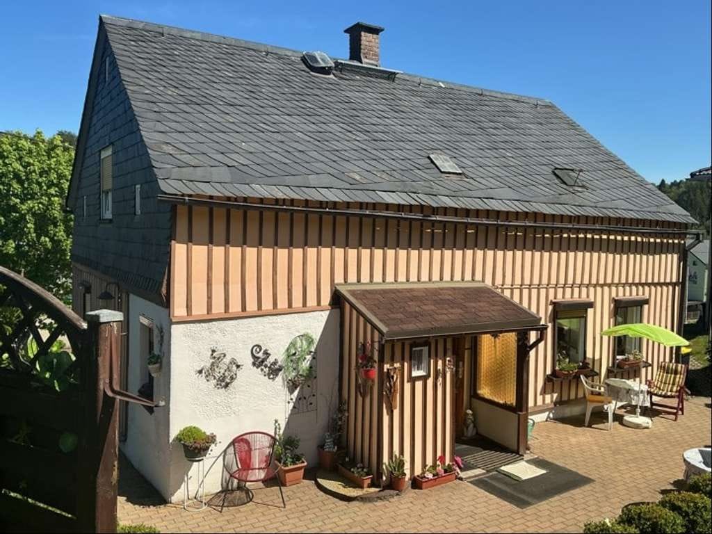 Immobilie in Klingenthal - Charmantes Haus mit großem Garten - Bild 1