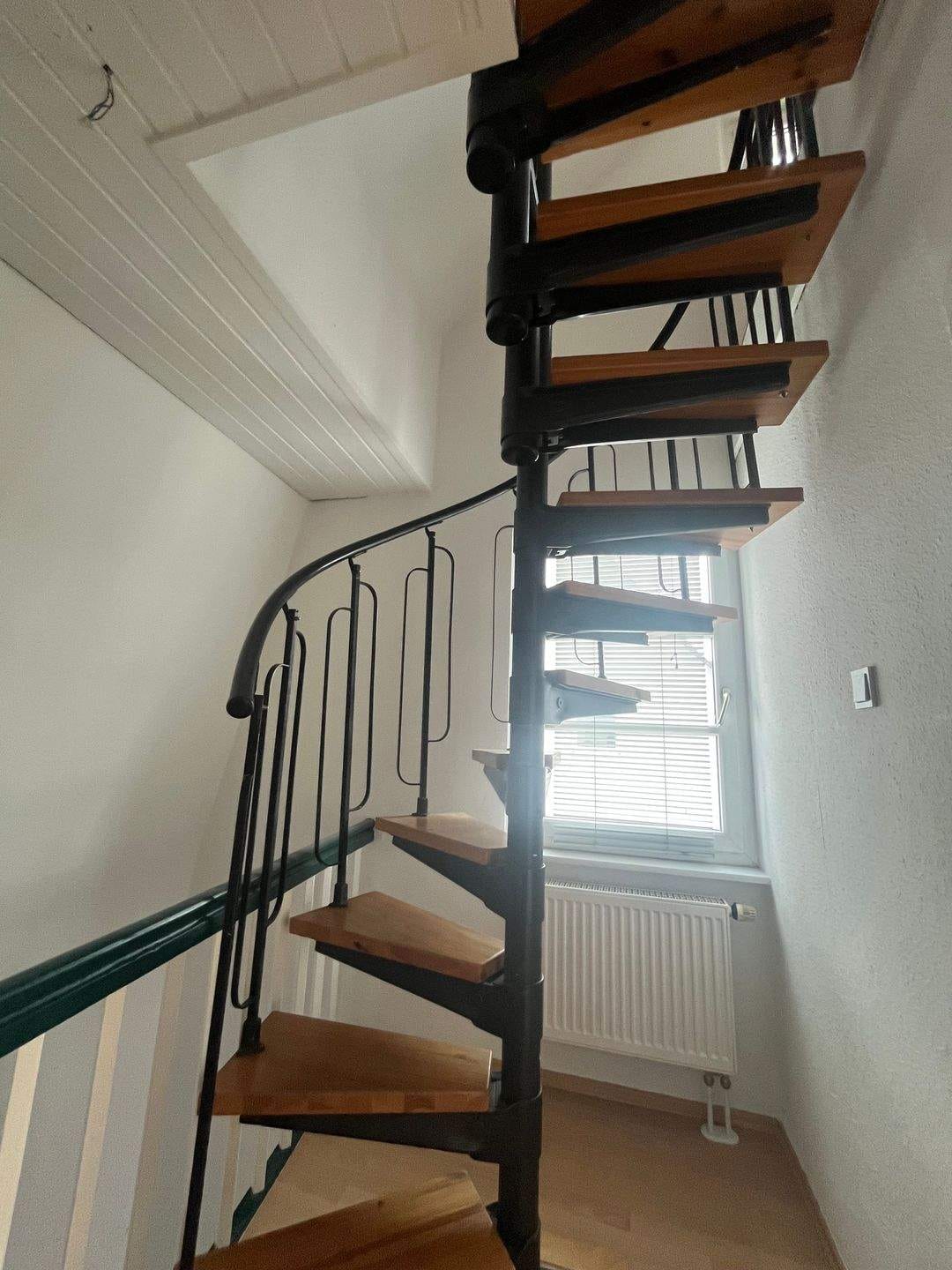 Immobilie in Schwaig bei Nürnberg - Doppelhaushälfte mit Gewerbeeinheit und Wohnung in zentraler Lage von Schwaig - Bild 4