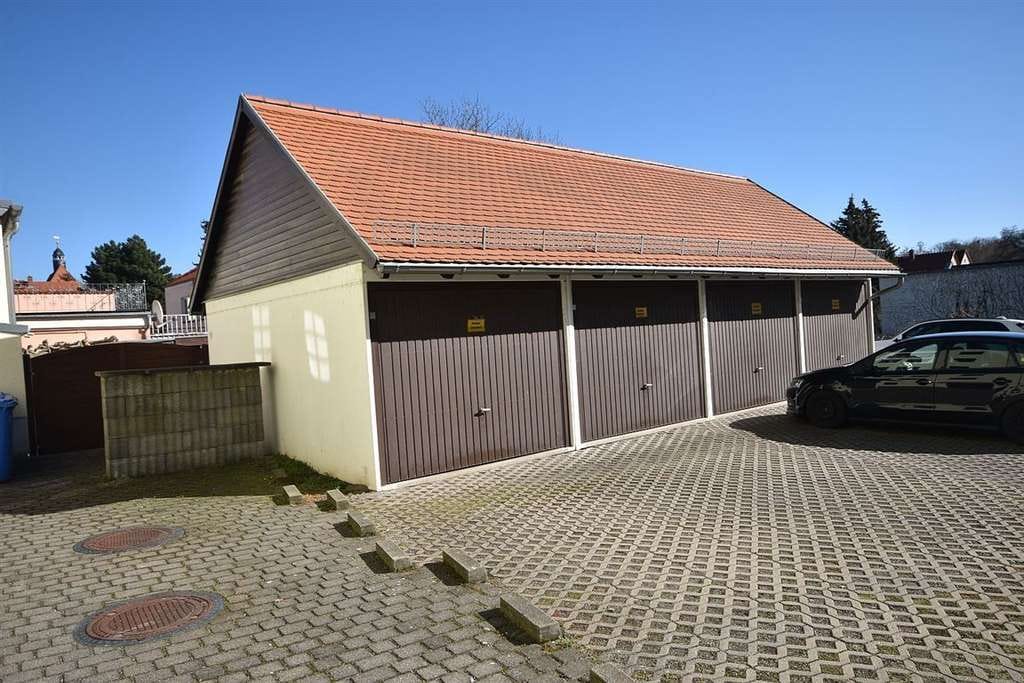 Immobilie in Oschatz - °°°° Seit Jahren gut vermietet und erst 2000 neu erbaut!! °°°° - Bild 3