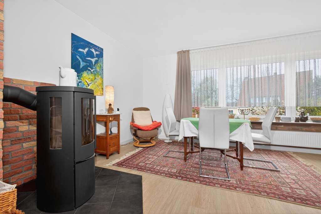 Immobilie in Bruchhausen-Vilsen - Bruchhausen-Vilsen | Vielseitiges Einfamilienhaus in zentraler Lage mit Garten und Garage - Bild 4