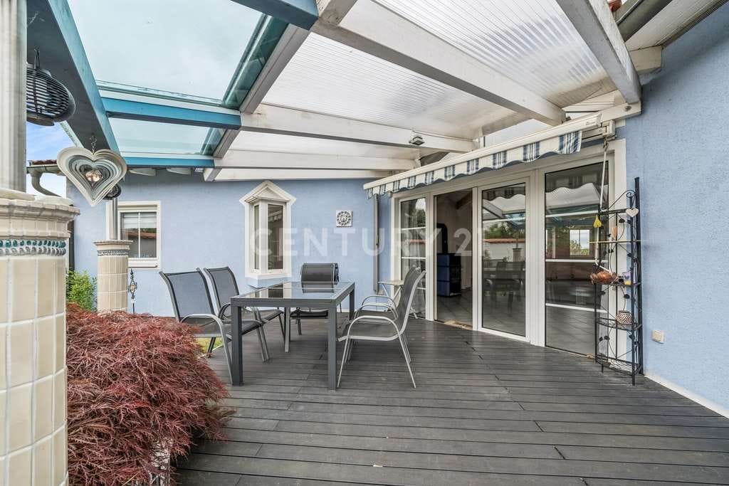 Immobilie in Brunn - Sofort bezugsfertig! Charmantes Einfamilienhaus mit idyllischem Garten und Sauna - Bild 4