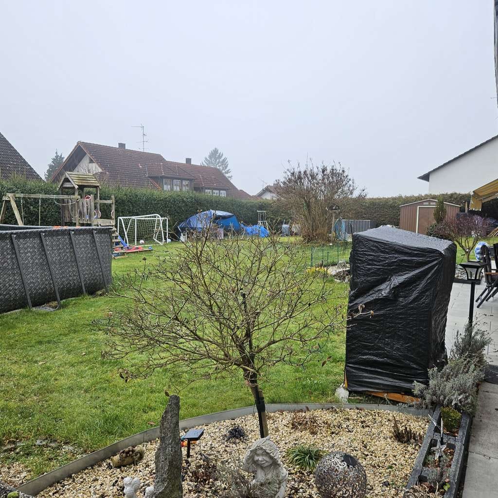 Immobilie in Ebenweiler - Schönes Dreifamilienhaus mit wunderschönem Garten - Bild 4