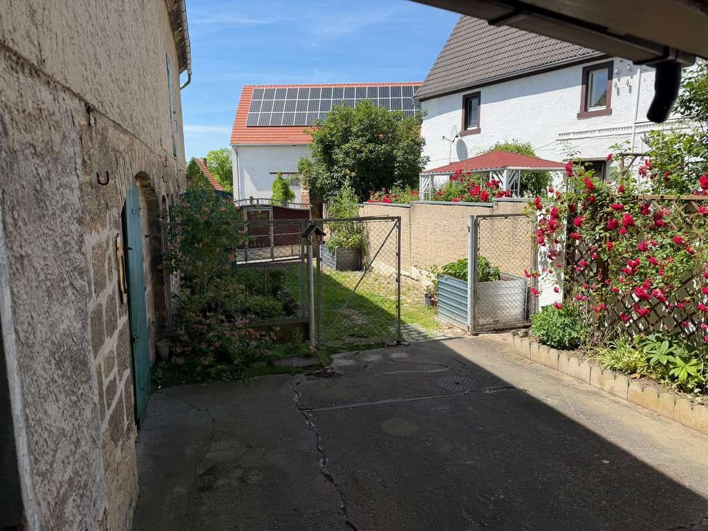 Immobilie in Nemsdorf-Göhrendorf - Ländliches Familienhaus mit Innenhof, Scheune und viel Potenzial in Nemsdorf - Bild 4