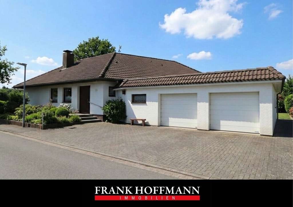 Immobilie in Kisdorf - Walmdachbungalow mit großem Grundstück in Feldrandlage von Kisdorf (Kisdorferwohld) - Bild 0