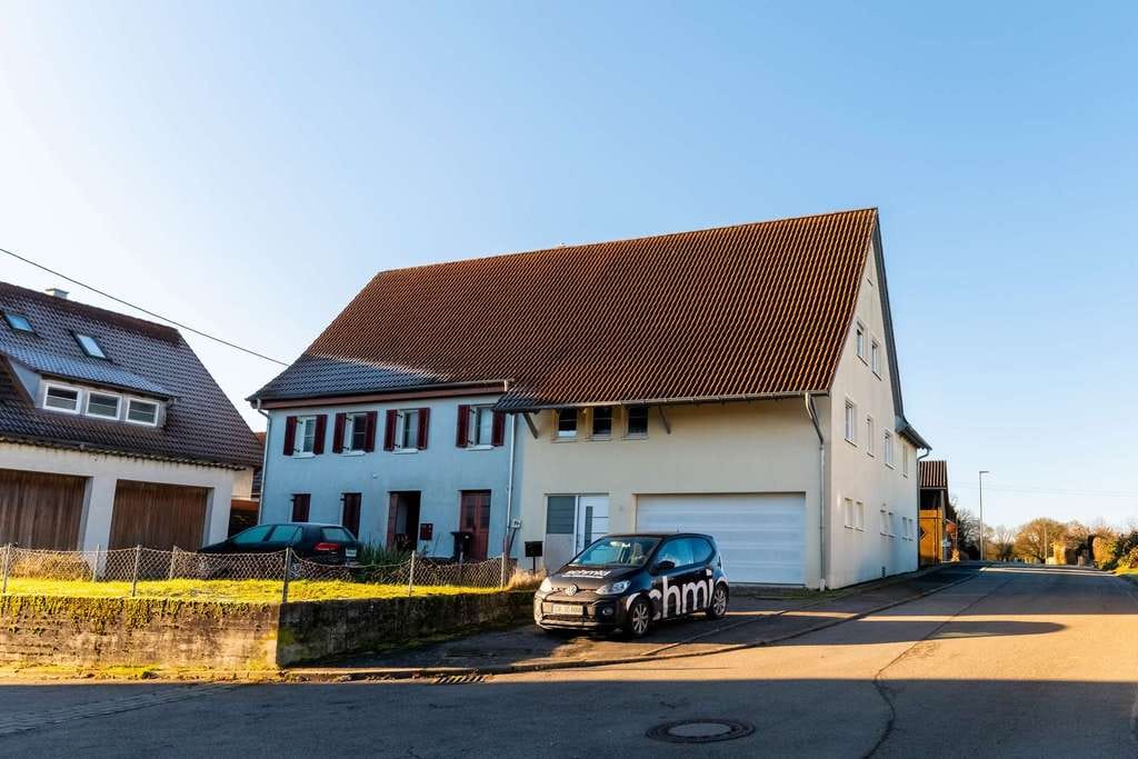 Immobilie in Neustetten - Wohnen und Arbeiten unter einem Dach – Mehrfamilienhaus mit Ausbaupotenzial - Bild 0