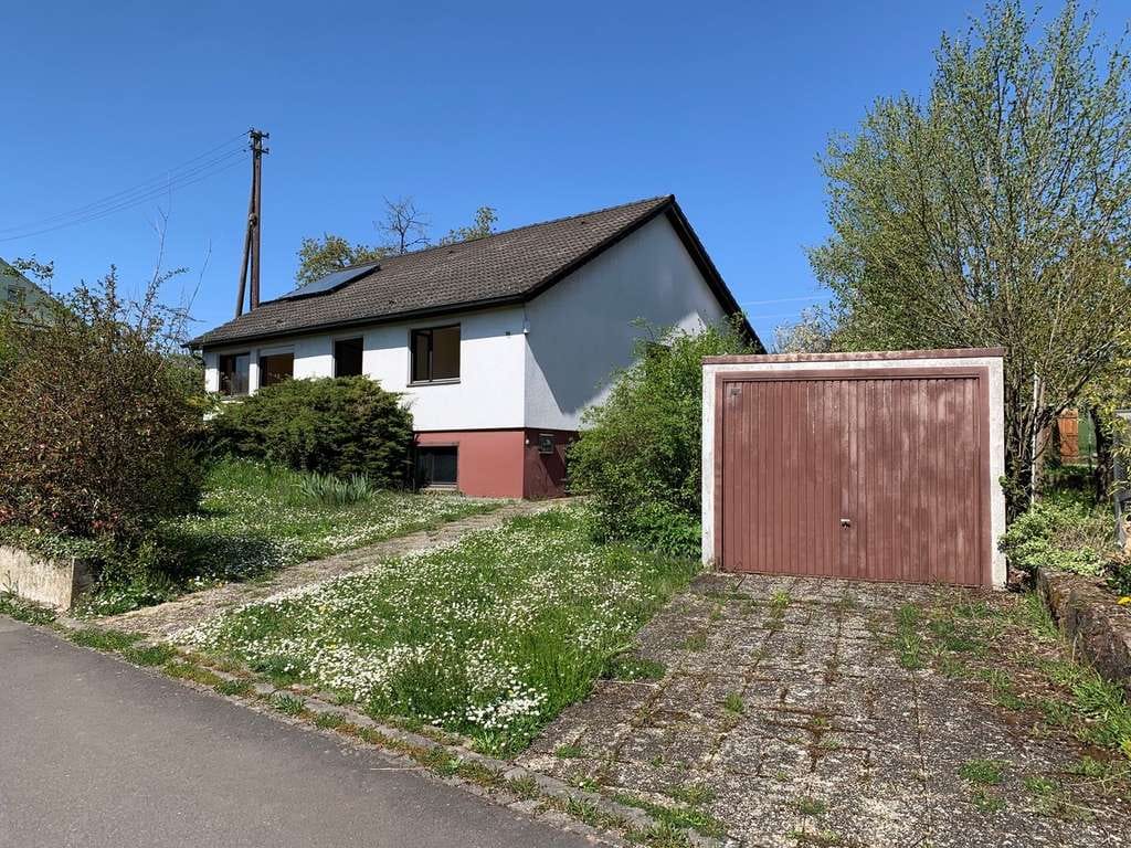 Immobilie in Karlstadt - Einfamilienhaus im Grünen in der Nähe von Karlstadt - Bild 0