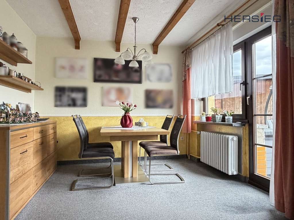 Immobilie in Sehmatal - Attraktives Einfamilienhaus mit sonniger Terrasse und schönem Grundstück - Bild 4