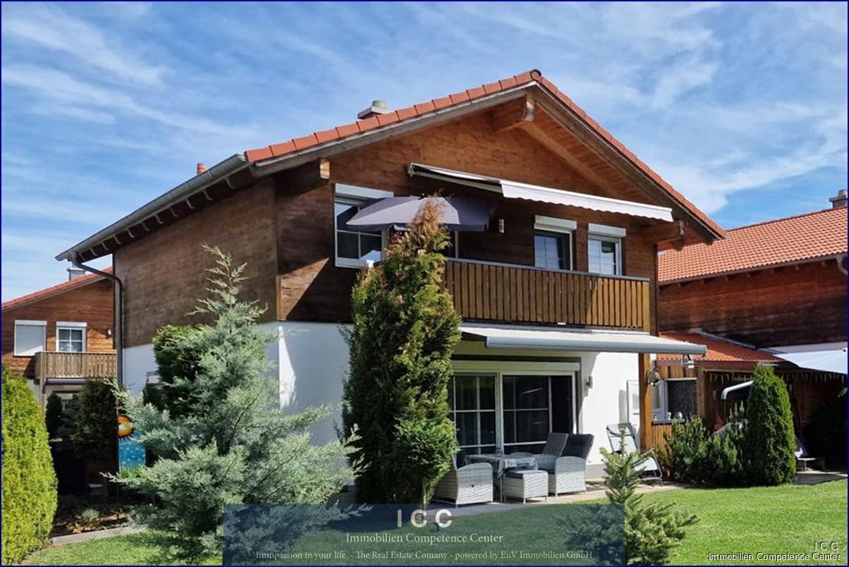 Immobilie in Bayerbach - *** VERKAUFT ***
Einfamilienhaus in Bayerbach/Campingplatz-in der Golf- und Thermenwelt Bad Birnbach - Bild 2