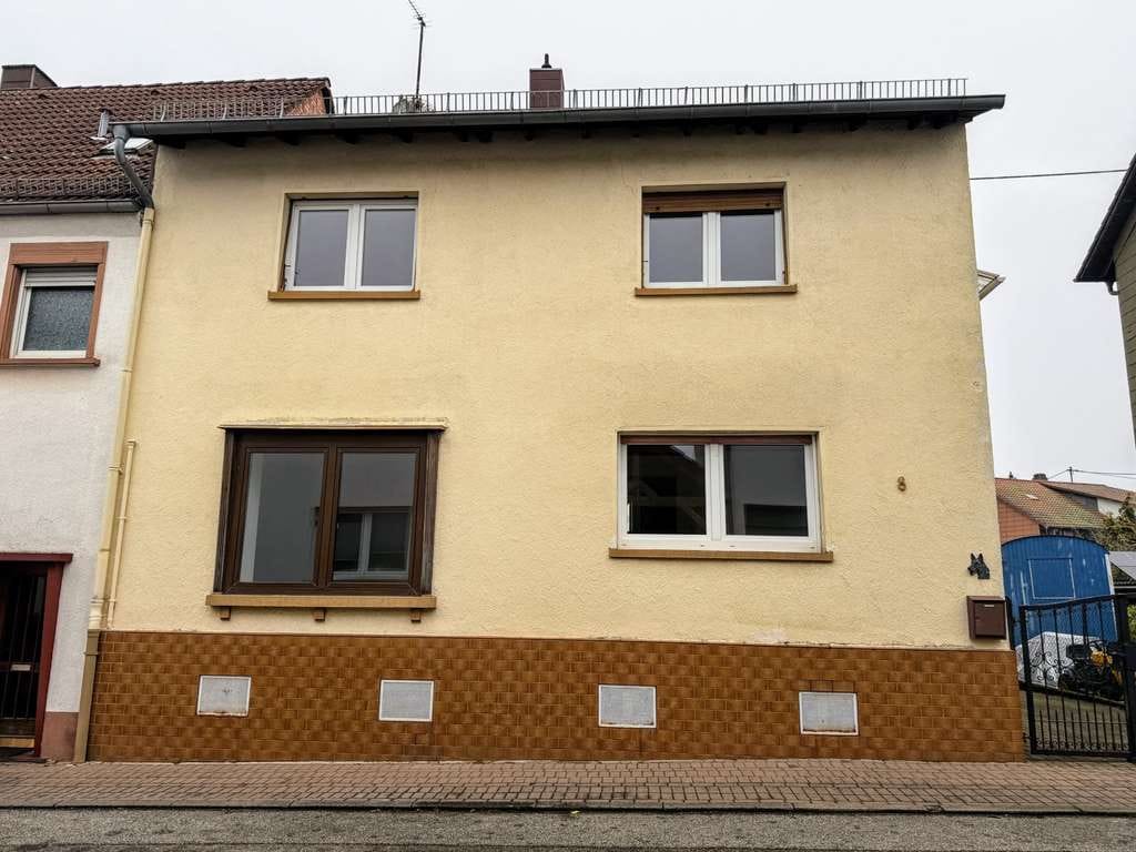 Immobilie in Lemberg - Gepflegtes Einfamilienhaus in ruhiger Lage in Lemberg - Bild 0