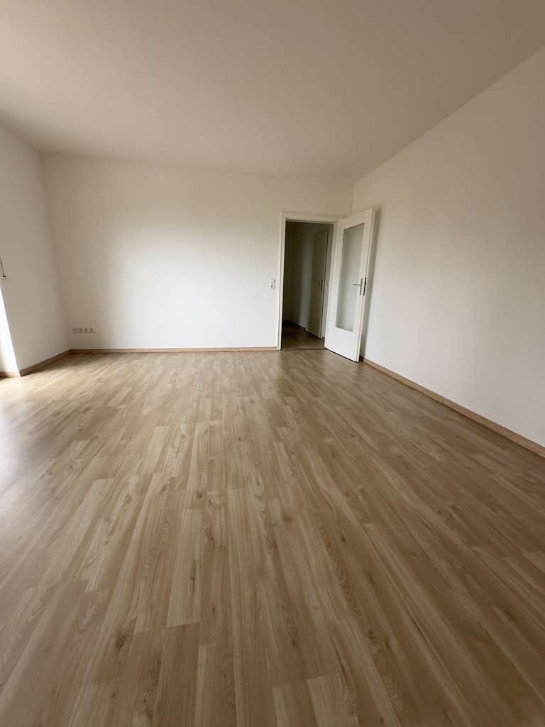 Immobilie in Lauingen (Donau) - Sonnige Aussichten: Über 5 % Mietrendite + starke Kapitalanlage! - Bild 2