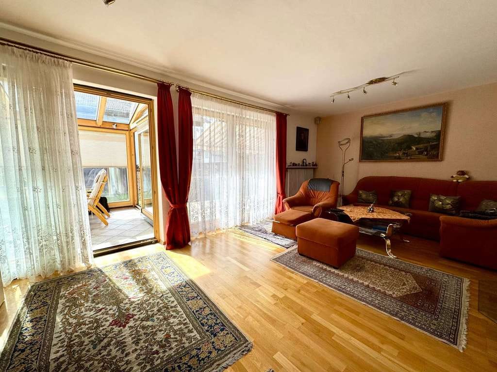 Immobilie in Grassau - Großzügiges Familienanwesen mit Wellnessbereich & Einliegerwohnung im Chiemgau - Bild 4