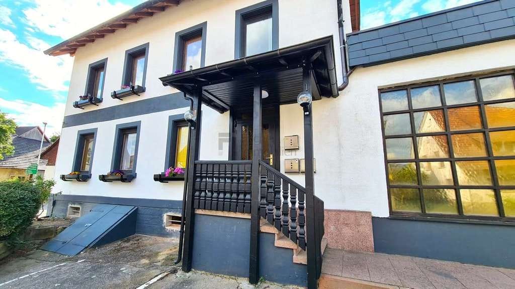 Immobilie in Achern - Wohn- und Geschäftshaus mit 486 m² Fläche und 844 m² Grundstück in einem Stadtteil von 77855 Achern - Bild 4
