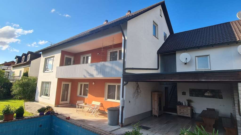 Immobilie in Burglengenfeld - Großzügiges Wohnhaus mit Potenzial - Bild 2