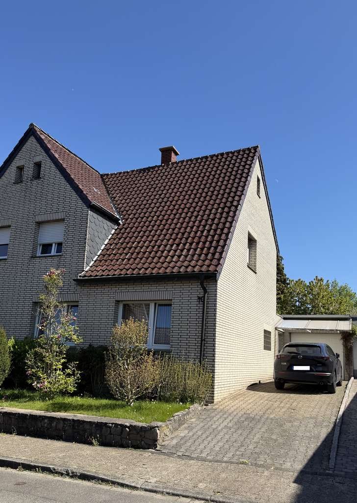 Immobilie in Selm - Geräumige DHH in Selm mit großem Potenzial - Bild 0