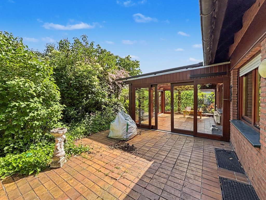 Immobilie in Salzbergen - Reserviert! Einfamilienhaus mit Wintergarten, Vollkeller und großem Grundstück in Toplage Salzbergen - Bild 1