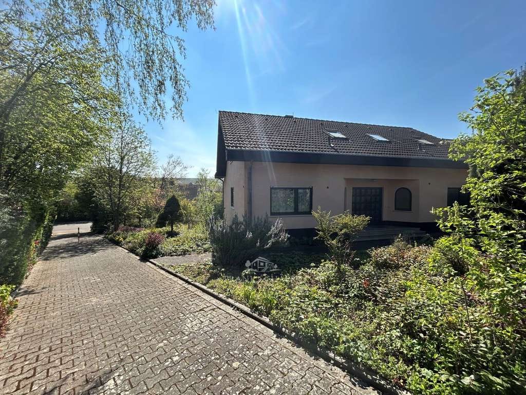 Immobilie in Saulheim - FRANK SCHÄFER IMMOBILIEN - EFH in Saulheimer Toplage: ca. 200m² Wfl. & außergewöhnliches Grundstück - Bild 3