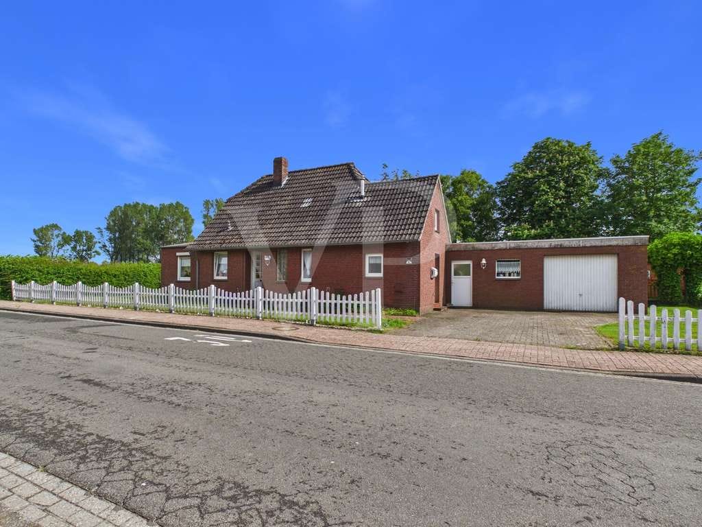 Immobilie in Osteel - Renovierungsbedürftiges  Einfamilienhaus mit herrlichem Garten und Platz für Neues - Bild 0