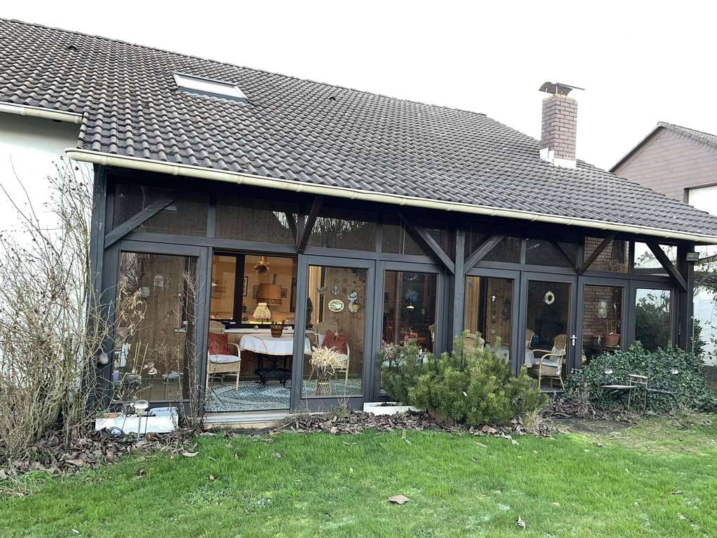 Immobilie in Wallerfangen - Schönes, großzügiges Einfamilienhaus in bevorzugter Wohnlage - Bild 1