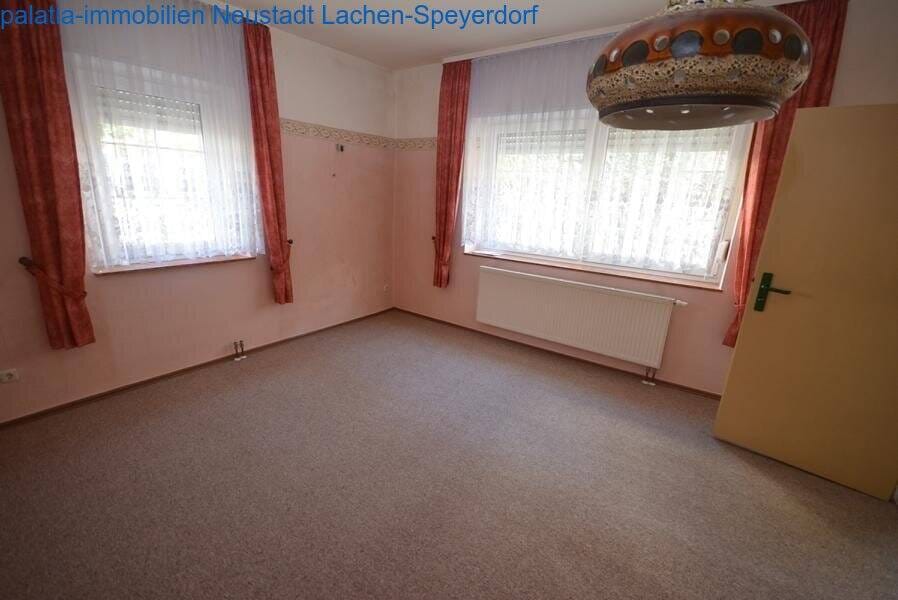 Immobilie in Neidenfels - Wohnen für 2 Familien unterhalb der Burg - Bild 2