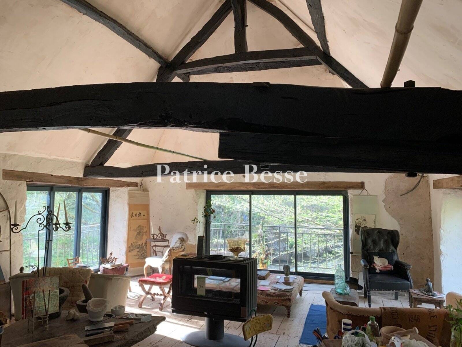 Immobilie in Elsdorf-Westermühlen - A 17th-century mill, with water rights, on two hectares of grounds including one kilometre of riverbanks, nestled within the Green Périgord region of  - Bild 3