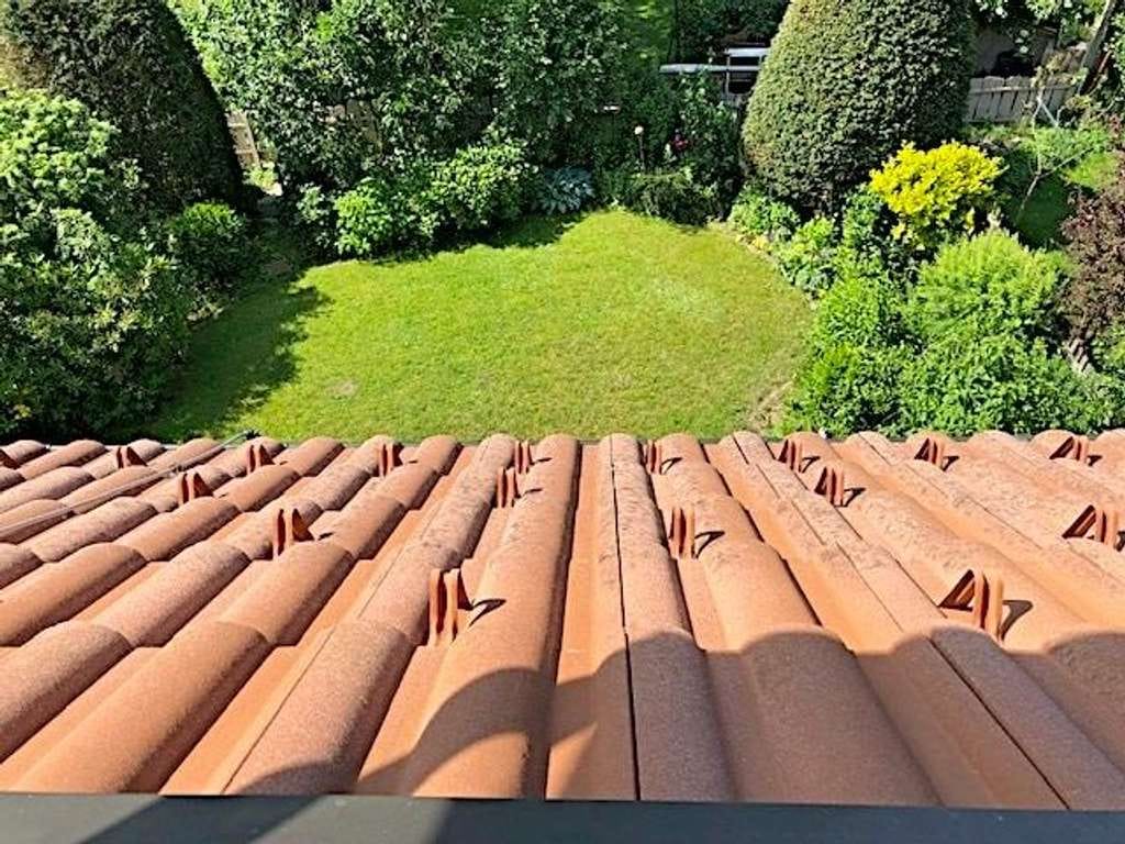 Immobilie in Görwihl - Einfamilienhaus (DHH), 7 ½ Zi, ca. 153 m² Wohnfl., in ruhiger, sonniger Lage, ideal für Familie m... - Bild 3