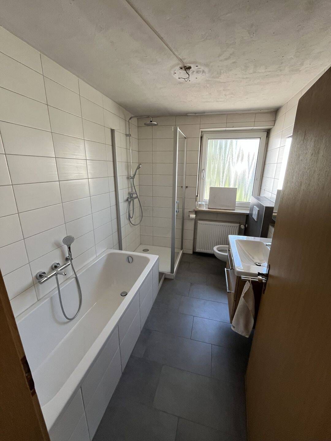 Immobilie in Straubing - Großzügiges Einfamilienhaus in Erbpacht mit viel Gestaltungspotenzial in Straubing - Bild 4