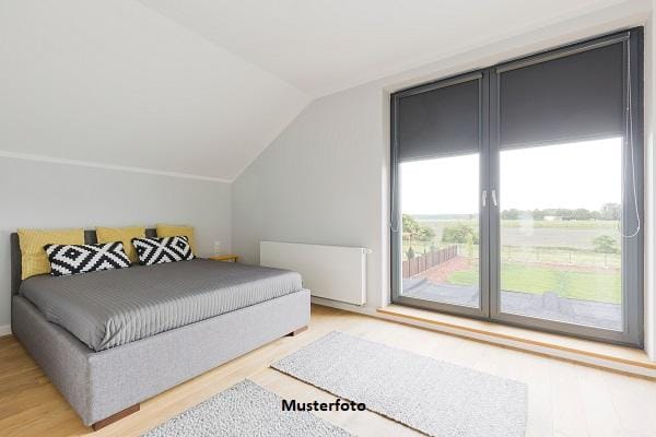 Immobilie in Raubling - Großzügige 3-Zimmer-Wohnung mit Terrasse - provisionsfrei - Bild 0
