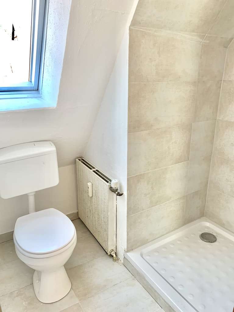 Immobilie in Calw - *** 7 % Ist-Rendite ! 5-Familienhaus in zentraler Lage von Calw  *** - Bild 1