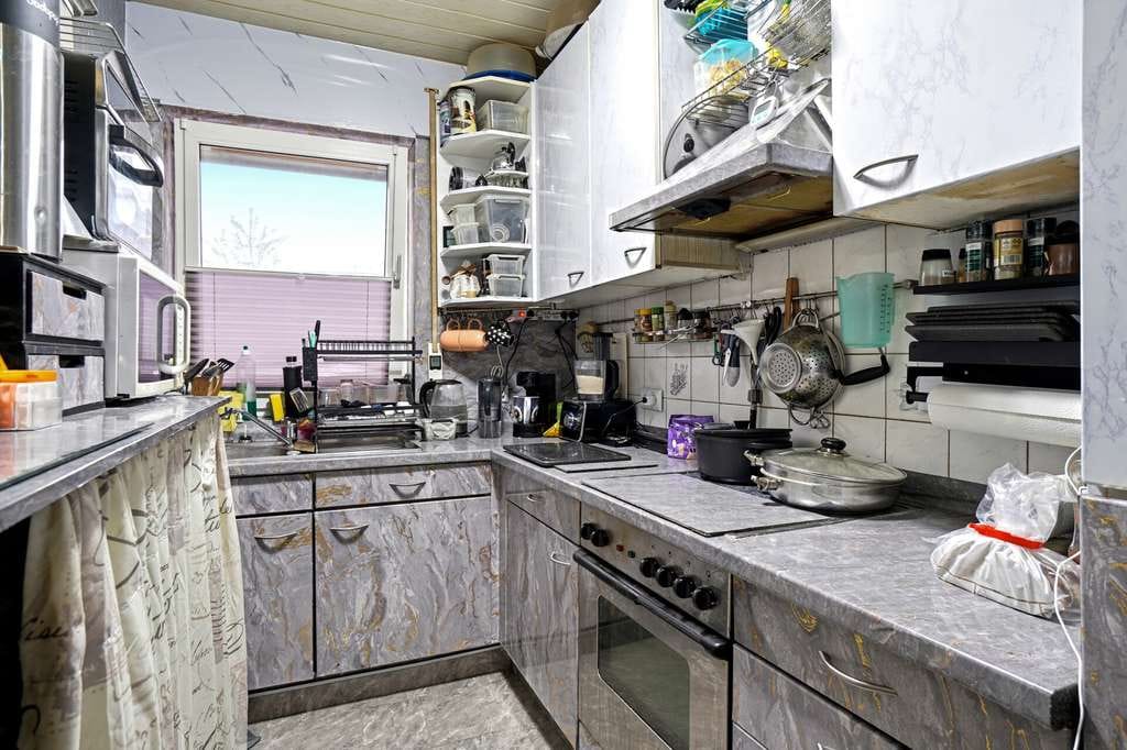 Immobilie in Herford - Zweifamilienhaus mit großem Garten und 2 Garagen - Bild 4