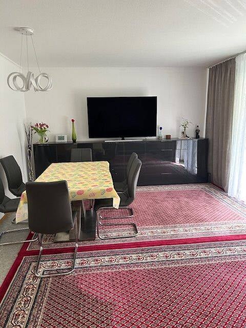 Immobilie in Waghäusel - Gut geschnittene und gepflegte Erdgeschosswohnung in ruhiger gewachsener Wohngegend von Waghäusel-Kirrlach - Bild 0