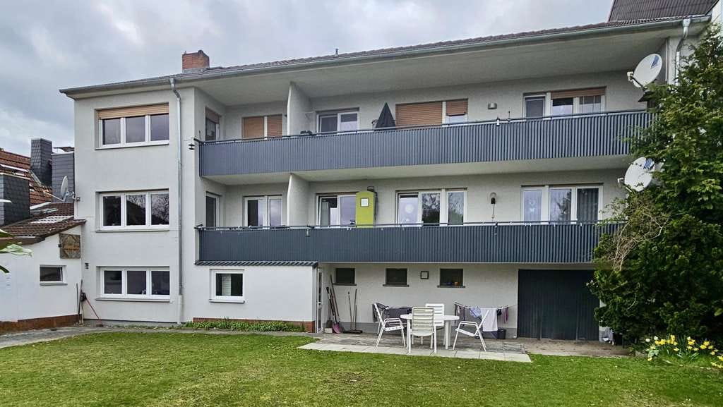 Immobilie in Grünberg - Voll vermietetes MFH | 4 Einheiten + 5 Garagen | bereits aufgeteilt | Wertsteigerungspotenzial - Bild 4