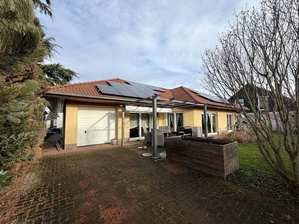 Immobilie in Wiedemar - Ein Zuhause für jede Lebensphase – Familienbungalow auf einer Ebene - Bild 1