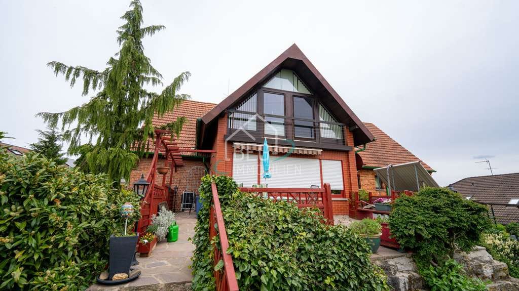 Immobilie in Kupferzell - Gemütliche Maisonettewohnung mit Garage und Wintergarten in ruhiger Wohnlage - Bild 1