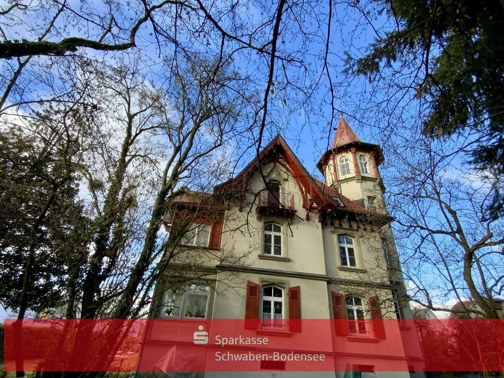 Immobilie in Lindau (Bodensee) - Dachgeschosswohnung mit Seeblick in Jahrhundertwende Villa Lindau - Bild 0