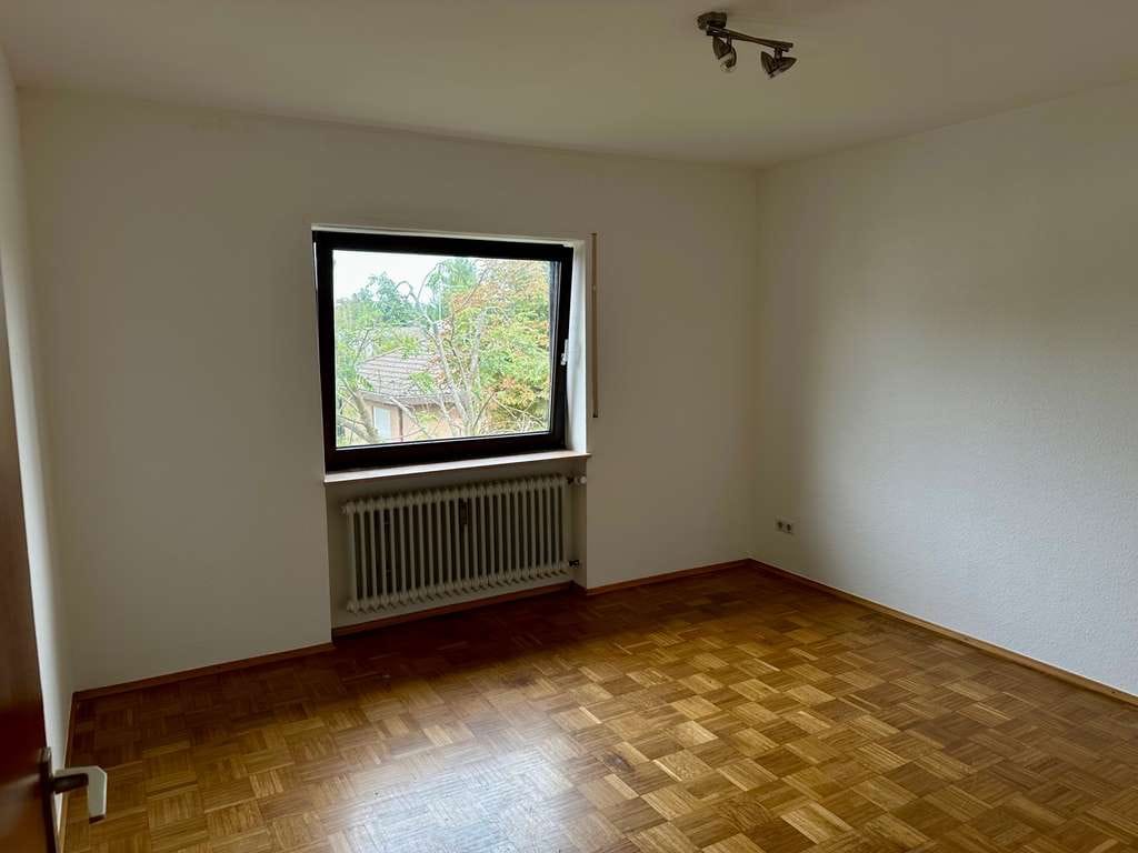 Immobilie in Mackenbach - Einfamilienhaus mit ELW und PV Anlage auf Riesengrundstück - Bild 3