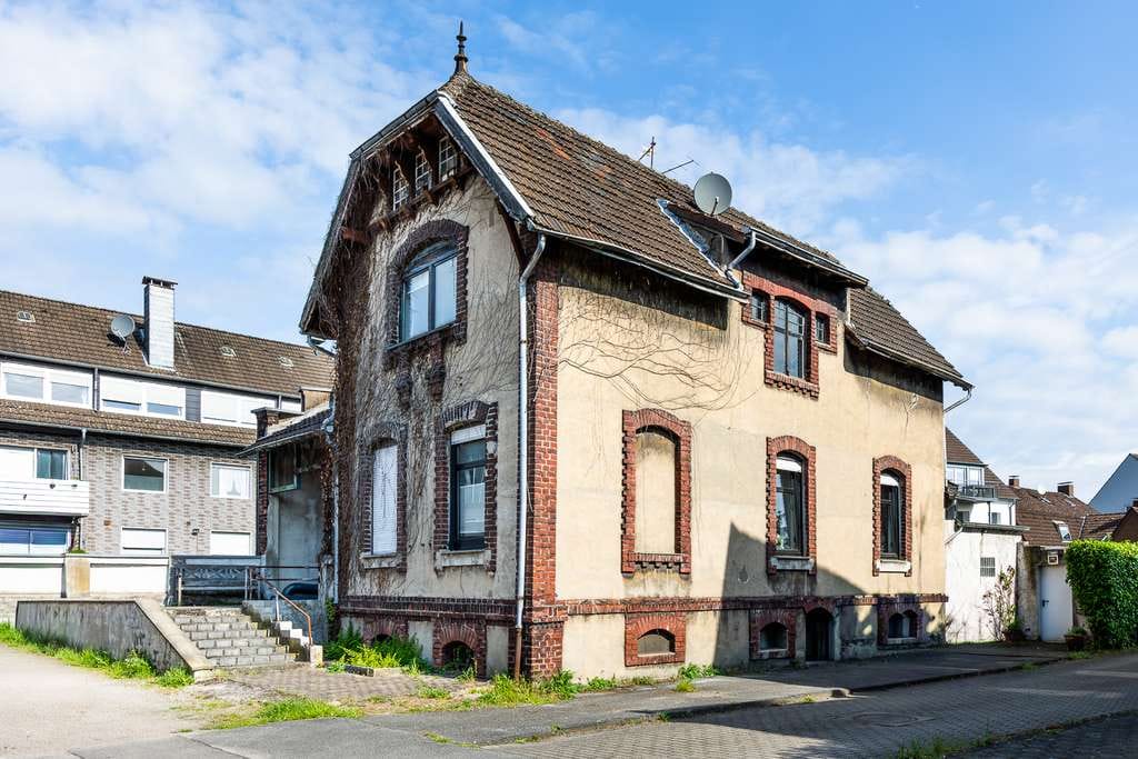 Immobilie in Oberhausen - OB-Schwarze Heide! Charmantes, sanierungsbedürftiges Zweifam.-Haus  mit Potential! - Bild 2