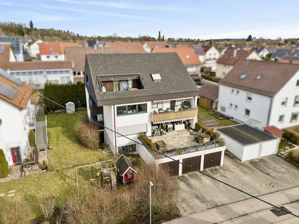 Immobilie in Dornstadt - Dreifamilienhaus in Toplage von Dornstadt – solide Anlage mit Zukunft! - Bild 1