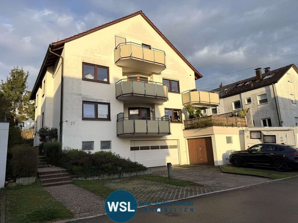 Immobilie in Wendlingen am Neckar - Attraktive 2,5-Zi.-Wohnung in Wendlingen. Nachhaltig vermietet mit Balkon und Dachterrasse - Bild 2