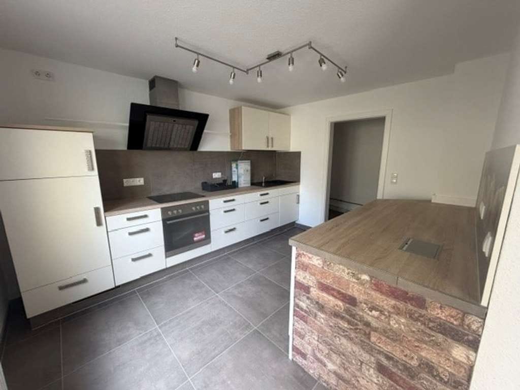 Immobilie in Polch - Modernisiertes Einfamilienhaus mit Ausbaureserve in ruhiger Lage - Bild 2