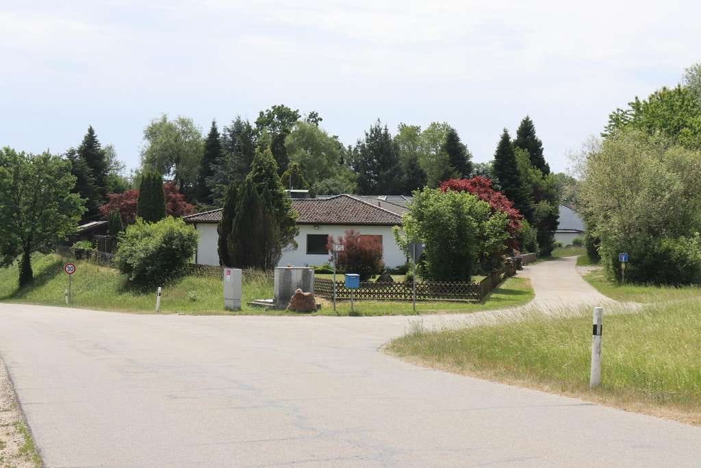 Immobilie in Kirchdorf am Inn - Bungalow mit Wintergarten und großem, gepflegtem Garten in Toplage, provisionsfrei - Bild 4