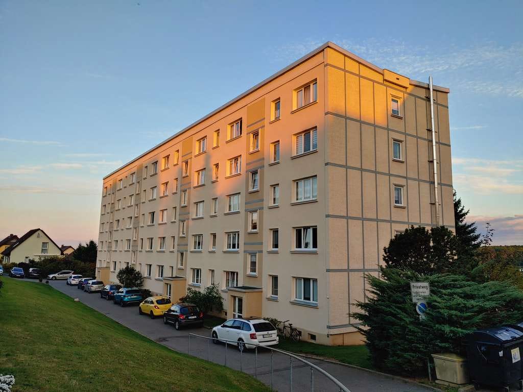 Immobilie in Lichtenstein/Sachsen - 3-Raumwohnung mit Panoramablick im 3.OG - VON PRIVAT - Bild 0