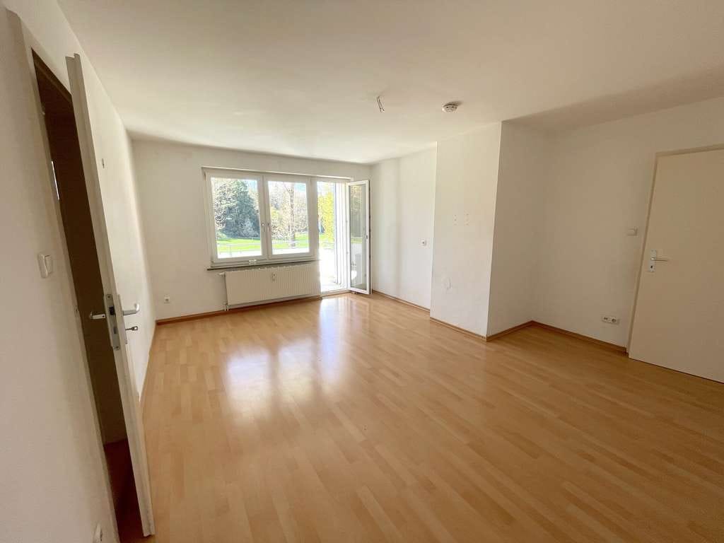 Immobilie in Kaufbeuren - Leerstehende 3-Zi-Whg. mit Balkon und TG-Stpl. | ideal für Eigennutzer und Kapitalanleger - Bild 3