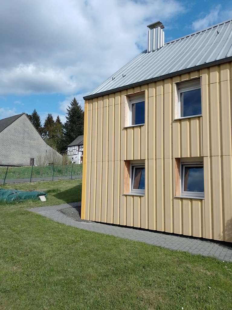 Immobilie in Morbach - Einfamilienhaus mit Einliegerwohnung und Garage - Bild 2